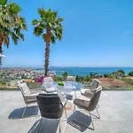 Cannes - 2128 Sea View *