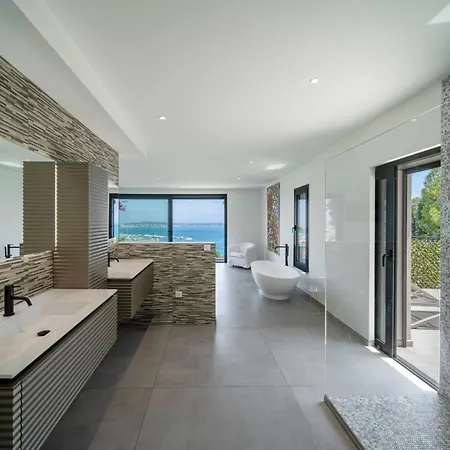 Cannes - 2128 Sea View Villa *